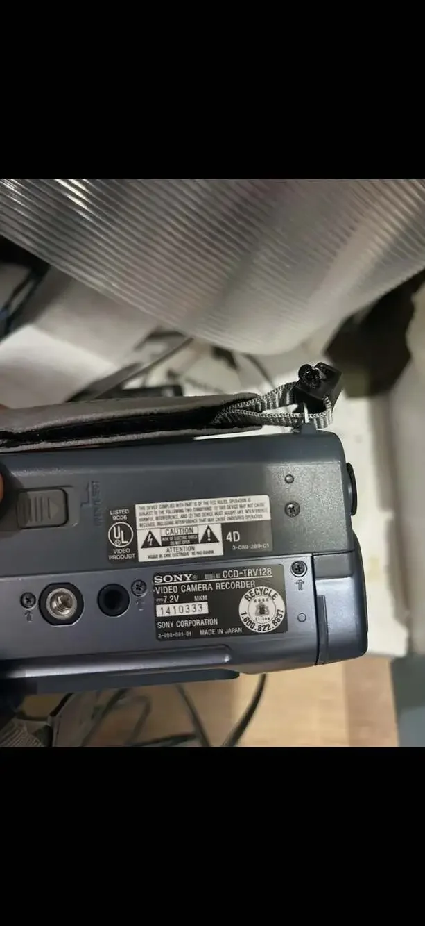 Sony Handycam CCD-TRV128 Hi8 Camcorder Video Camera With Cords And Box
